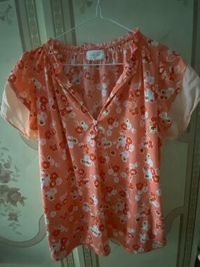 MELLODAY Coral Pink Floral Ruffle V-Neck Short Sleeve Blouse